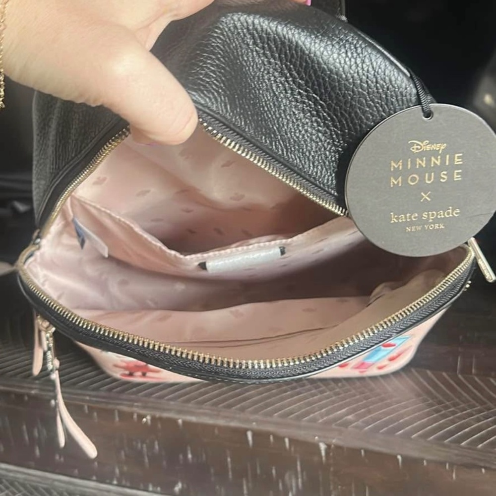 Kate Spade x Disney Minnie Mouse Medium Backpack Bag LIMITED EDITION Pale Vellum - Picture 2 of 3